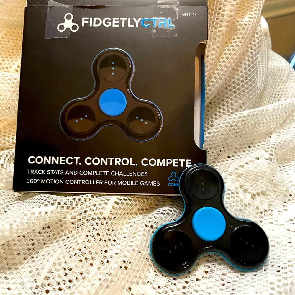 Set of 2 Fidgetly CTRL 360 Motion Controller for Mobile Games